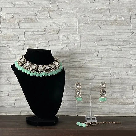 The Mint Green Stunner